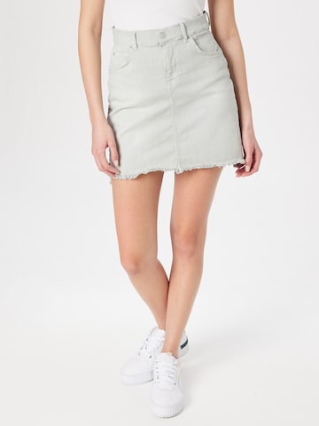 LTB Skirt 'Innie' in White: front
