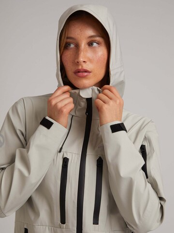 JACK1T Performance Jacket 'Lithium' in White