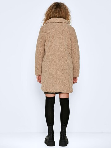 Cappotto invernale 'Gabi' di Noisy may in beige