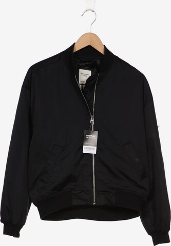 Abercrombie & Fitch Jacke XS in Schwarz: predná strana