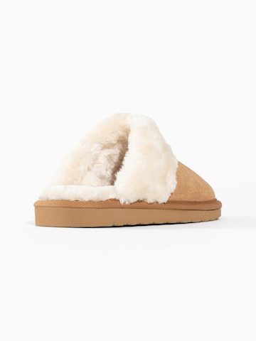 Pantoufle 'Chesney Slide' Minnetonka en marron