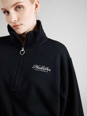 HOLLISTER Sweatshirt in Black