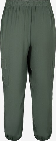 Zizzi Loosefit Cargohose 'CAJOY' in Grün