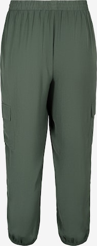 Loosefit Pantaloni cargo 'CAJOY' di Zizzi in verde