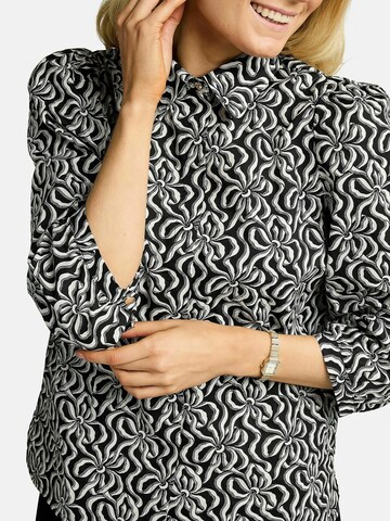 T-shirt ' FLORA ' Liberte Essentiel en noir