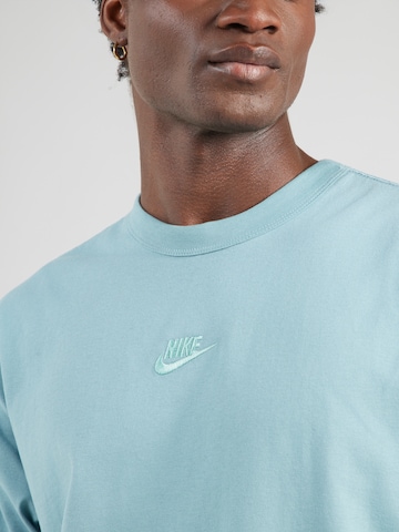 Nike Sportswear Футболка 'Premium Essentials' в Зеленый