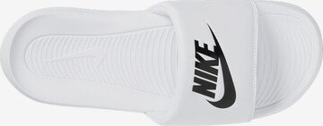 Nike Sportswear Pantofle – bílá