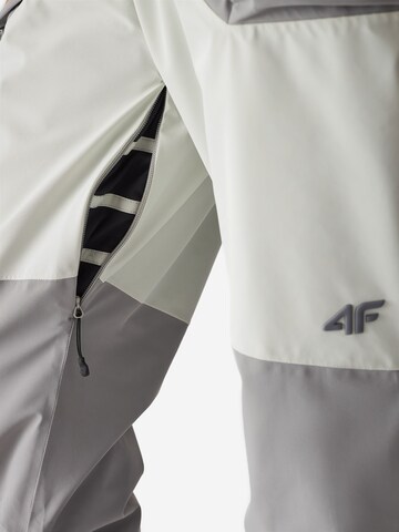 4F Regular Outdoor trousers in Grey