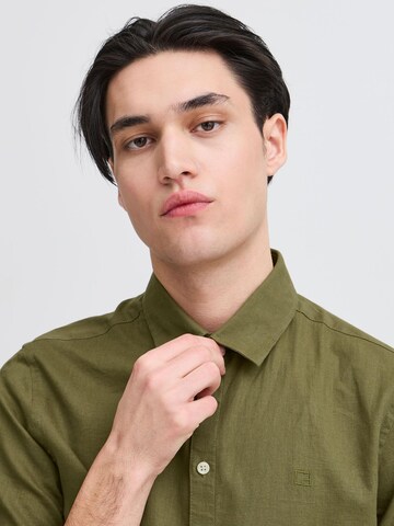 Coupe regular Chemise ' CFAksel ' Casual Friday en vert