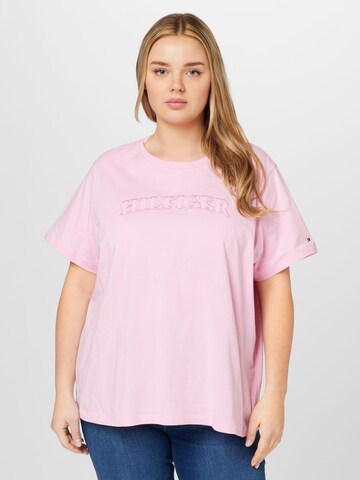 Tommy Hilfiger Curve T-Shirt in Pink: Vorderseite
