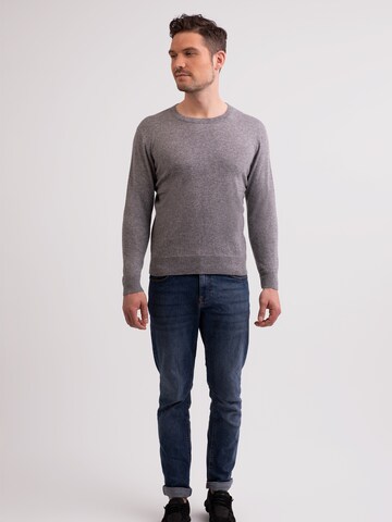 Pullover di CASH-MERE.CH in grigio