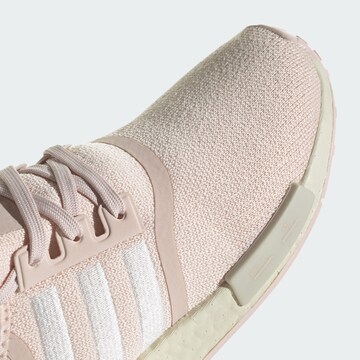 ADIDAS ORIGINALS Sneaker 'NMD_R1' in Pink