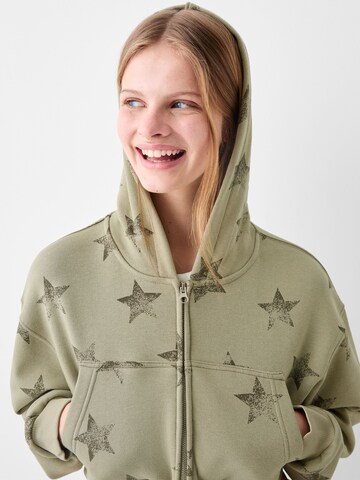 Bershka Sweatjacke in Beige