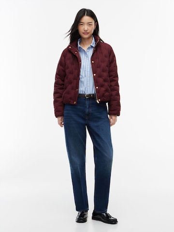 TOMMY HILFIGER Демисезонная куртка в Красный
