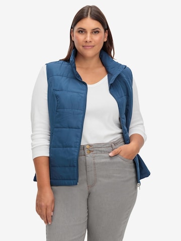 SHEEGO Vest in Blue: front