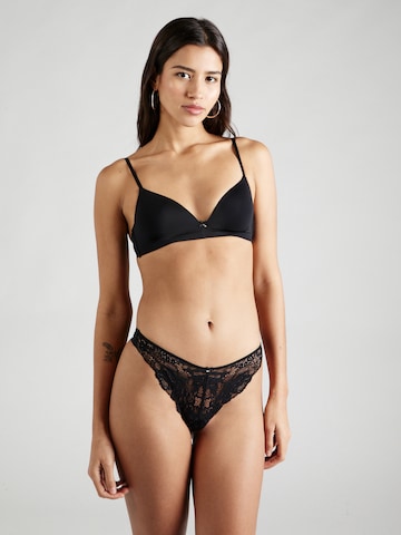 Women' Secret Triangle Bra in Black