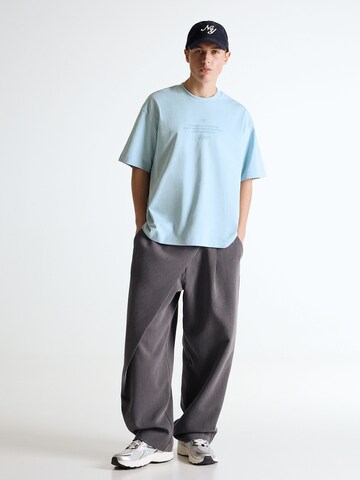 T-Shirt Bershka en bleu