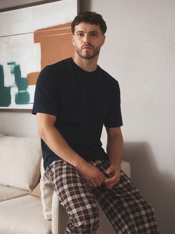 Next Pyjamas lång i beige