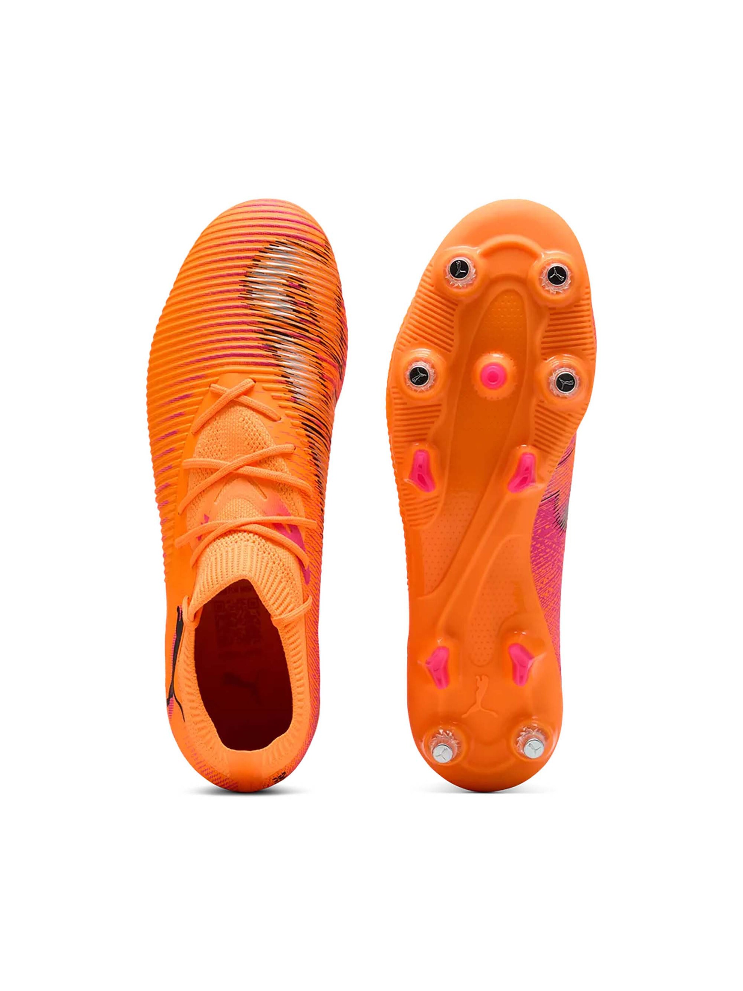 Chaussure de foot PUMA en orange