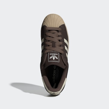 Baskets basses 'Superstar II' ADIDAS ORIGINALS en marron