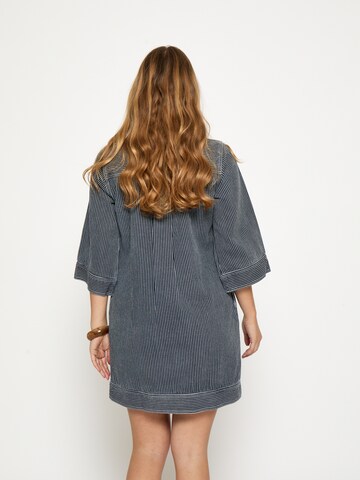 minus - Vestido 'Channi' en azul