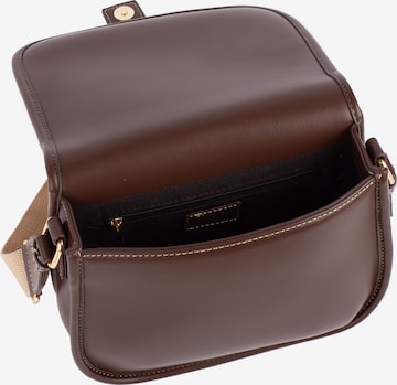 usha BLUE LABEL Crossbody bag in Brown