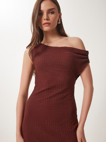 Happiness İstanbul - Vestido en marrón