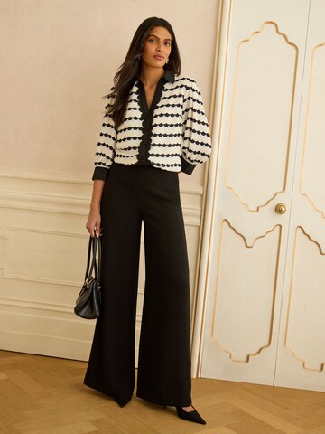 love & roses Blouse in Beige