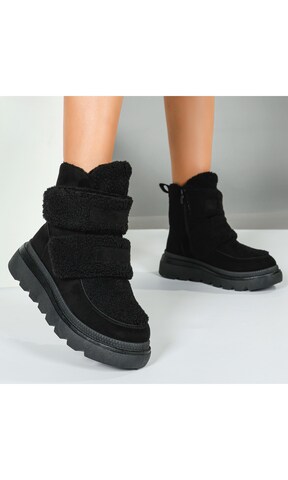 Ital-Design Ankle Boots in Black: front