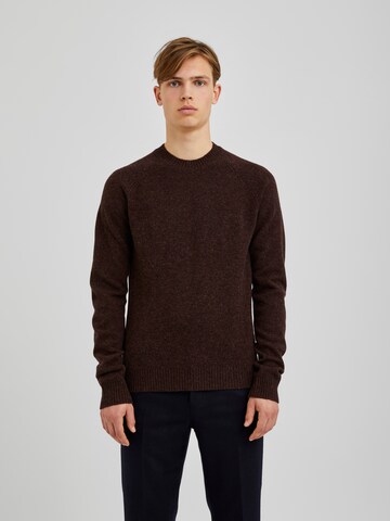 Bertoni Sweater 'Levi' in Red: front