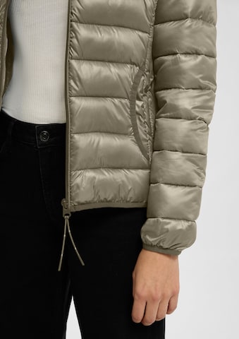 QS Between-season jacket in Green