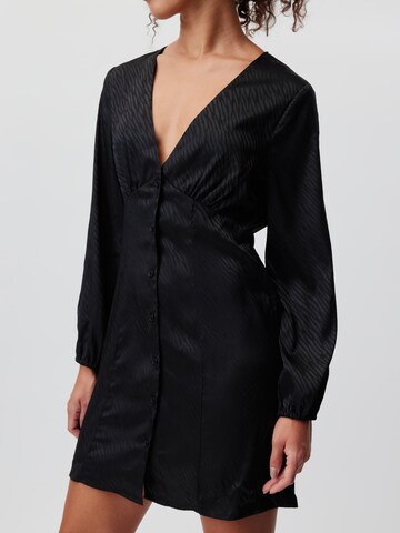 Robe-chemise 'Louna' LeGer by Lena Gercke en noir