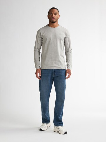 T-Shirt 'Dolphinpark' Petrol Industries en gris