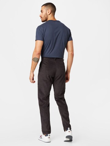 Rotholz Regular Pleat-Front Pants in Black