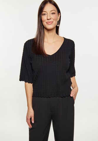 Usha Sweater in Black: front