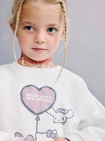 MANGO KIDS Sweatshirt 'HKHEART' in Weiß
