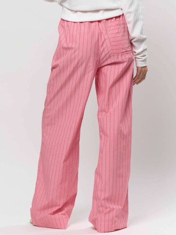 U.S. POLO ASSN. Normální Kalhoty ' Mira Striped ' – pink