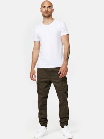 Tazzio Regular Cargohose 'A300'‌‌‌‌‌ in Grün