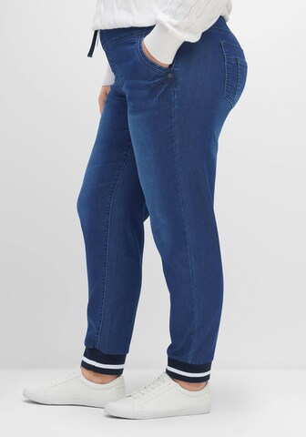 SHEEGO Tapered Jeans i blå