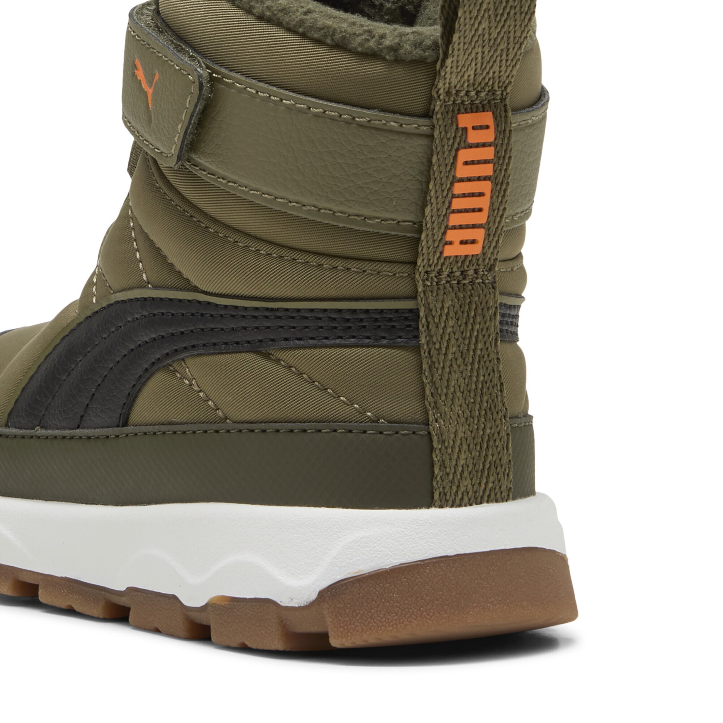 PUMA Snow Boots 'Evolve' in Green