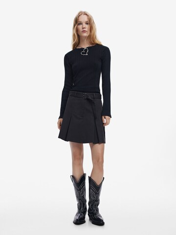Desigual - Camiseta en negro