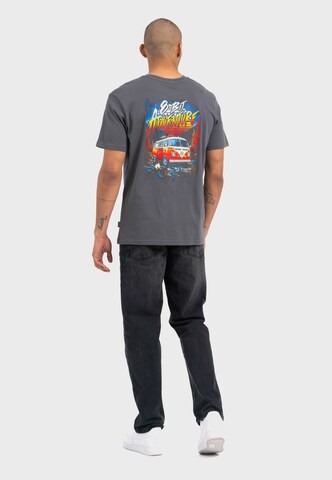 Oldskull Shirt 'Retro Roadtrip Logo Graphic' in Grey