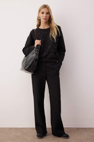 Sweat-shirt Trendyol en noir