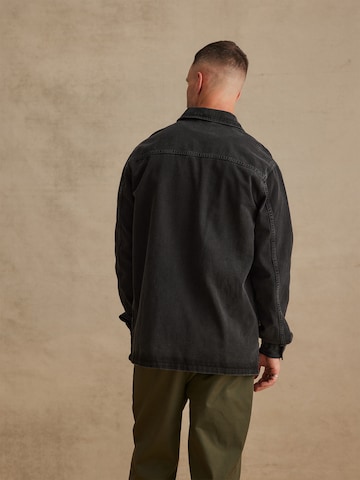 DAN FOX APPAREL Regular fit Button Up Shirt 'Milo' in Black
