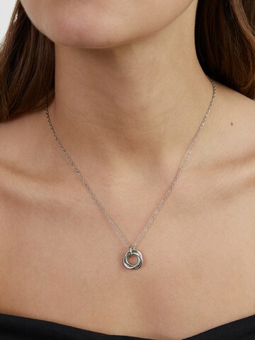 s.Oliver Kette in Silber