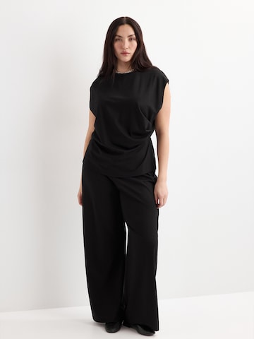 MANGO Wide leg Broek 'CANDELO' in Zwart