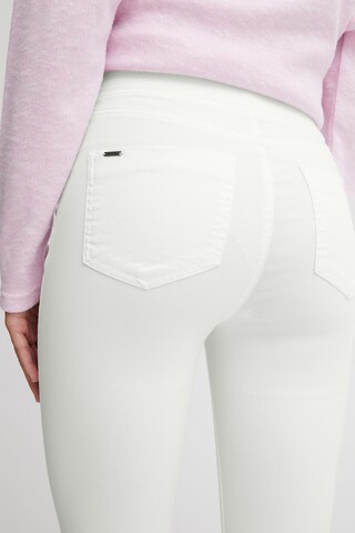 Oxmo Slim fit Leggings 'Keily' in White