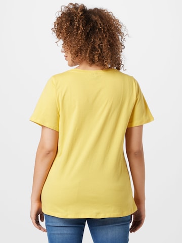 Tricou 'SIMONE' de la Vero Moda Curve pe galben