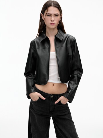 Veste mi-saison Pull&Bear en noir : devant