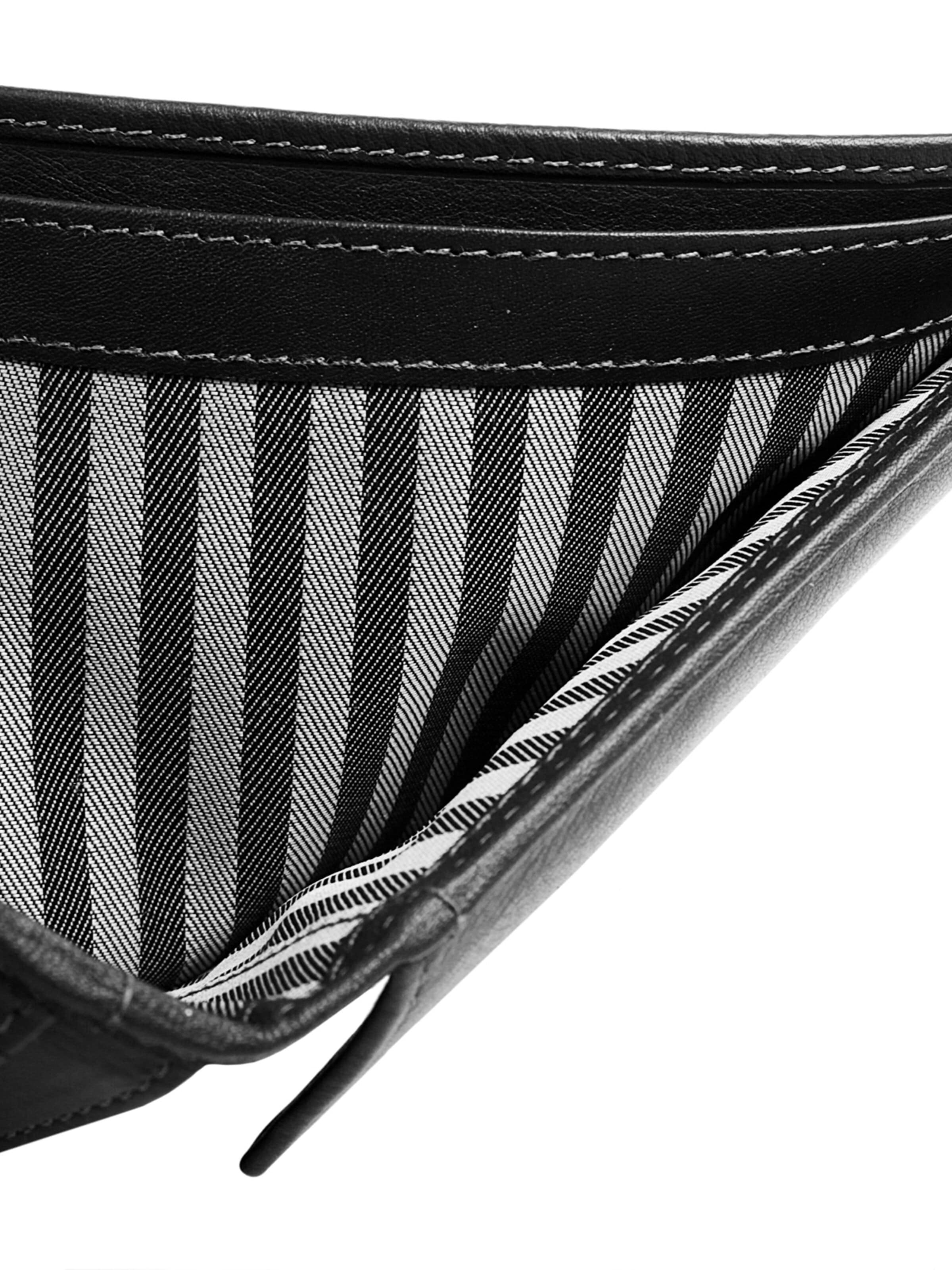 CHIEMSEE Wallet in Black